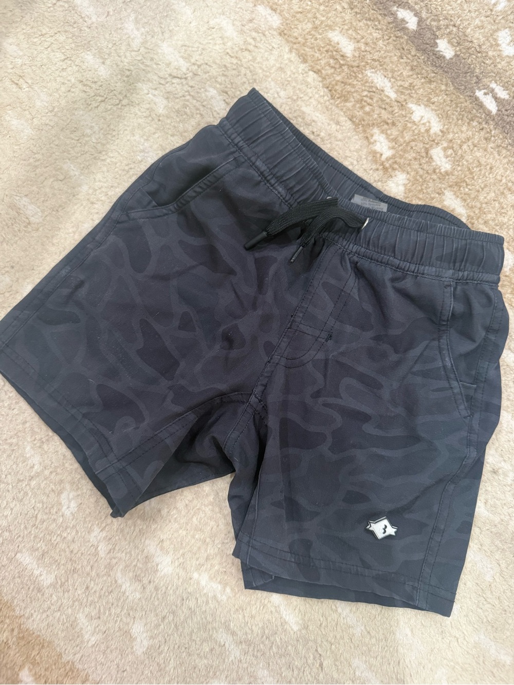 BURLEBO kids Black Camouflage shorts size XS/4